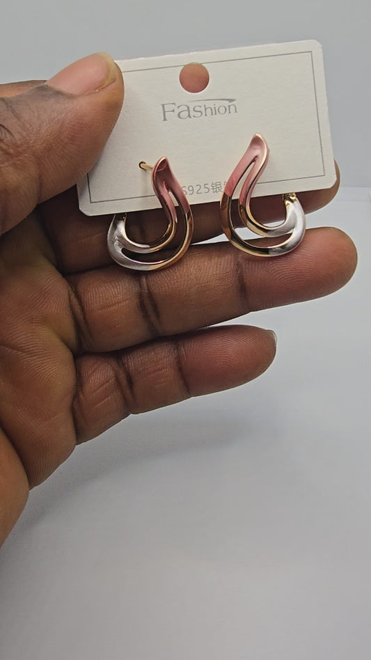 Gold Plated Earrings for Women – Stylish, Lightweight & Everyday Jewelry