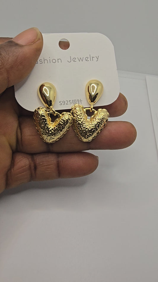 Gold Plated Earrings for Women – Stylish, Lightweight & Everyday Jewelry”