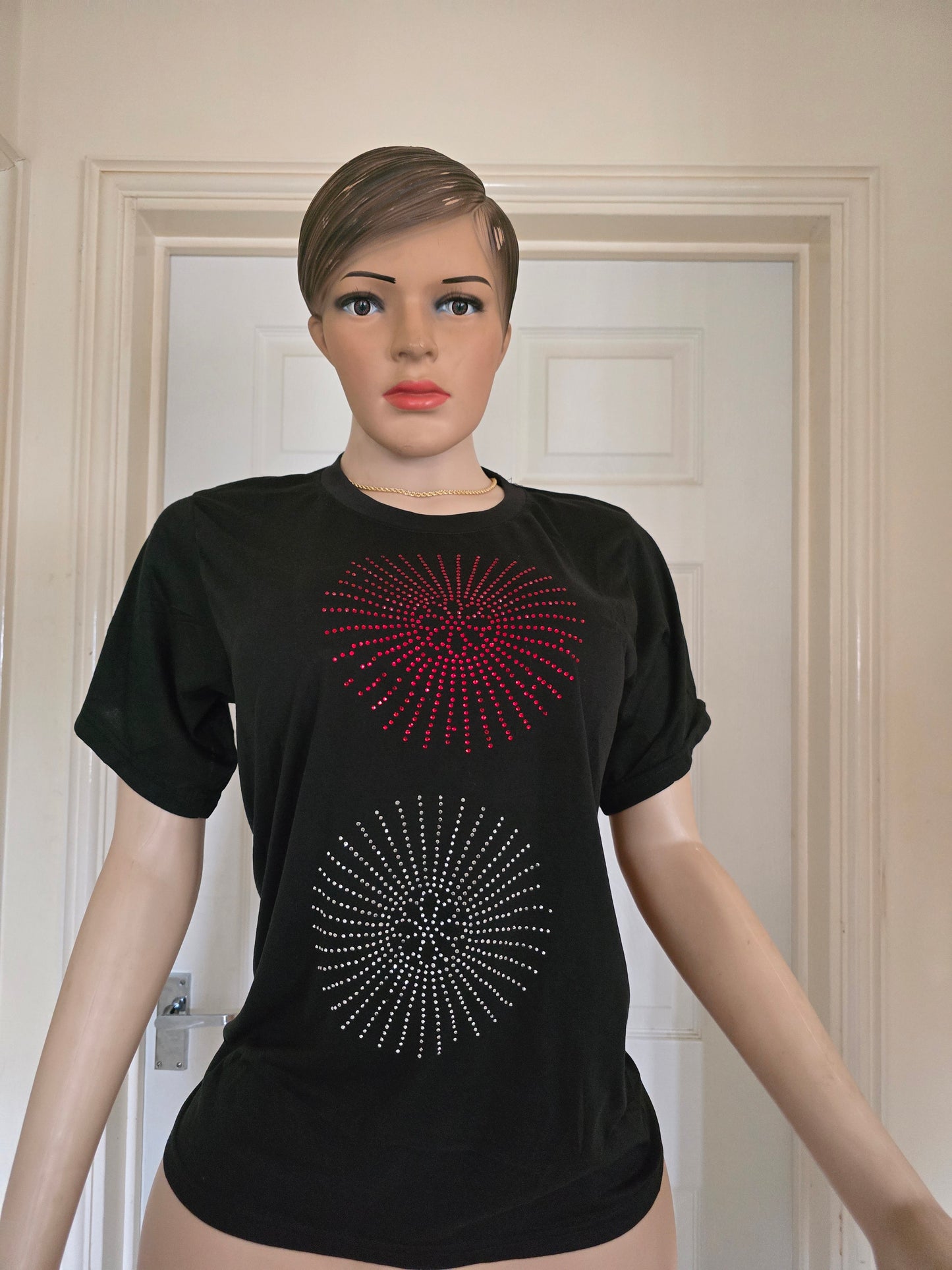 Women’s Bling T-Shirt – Sparkly Fashion Top, L Size, Party & Streetwear Style